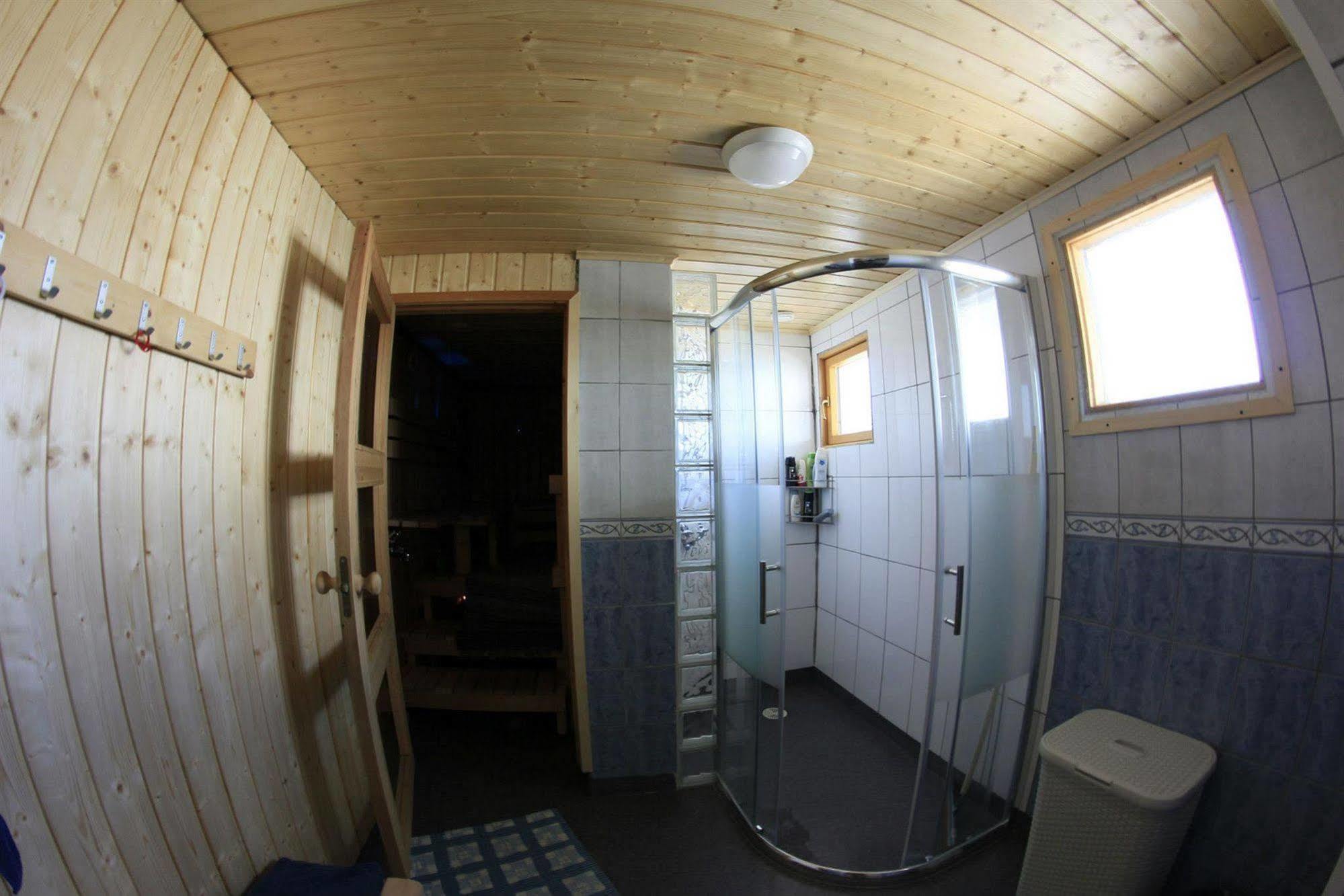 Motel Willis West Ruka Exterior foto